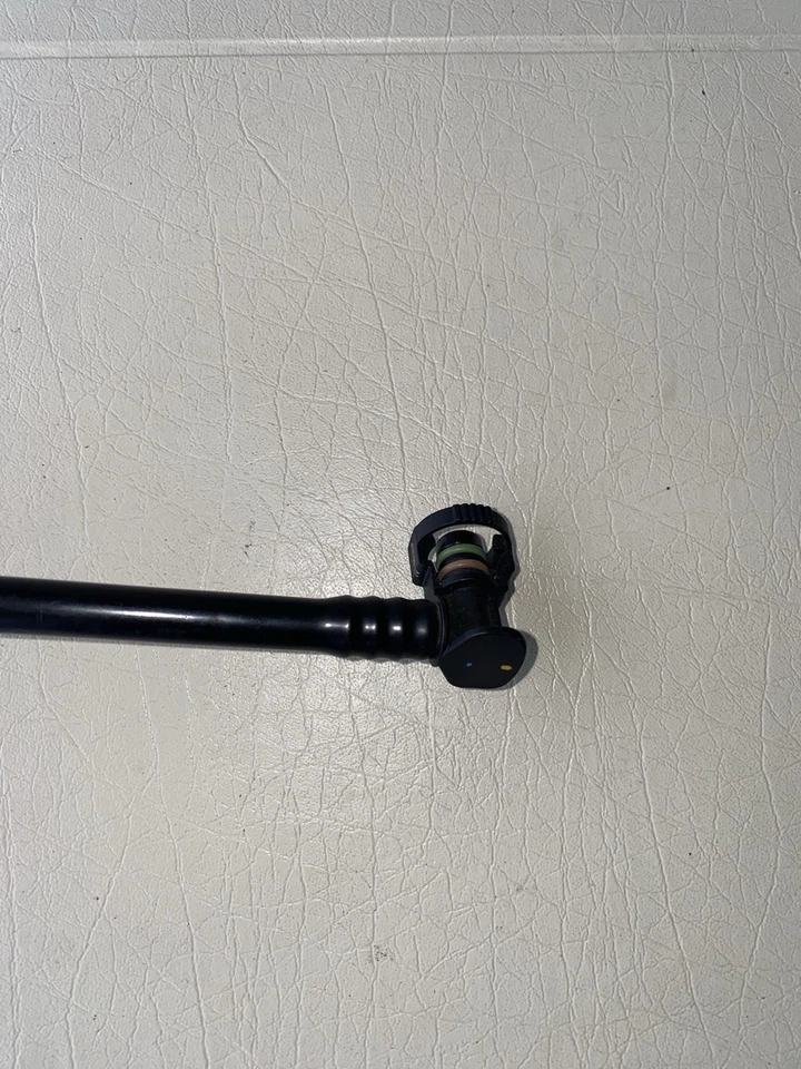 2020 - 2025 MERCEDES GLB250 X247 2.0L ENGINE EMISSION SYSTEM PURGE LINE HOSE OEM - Image 3 of 4