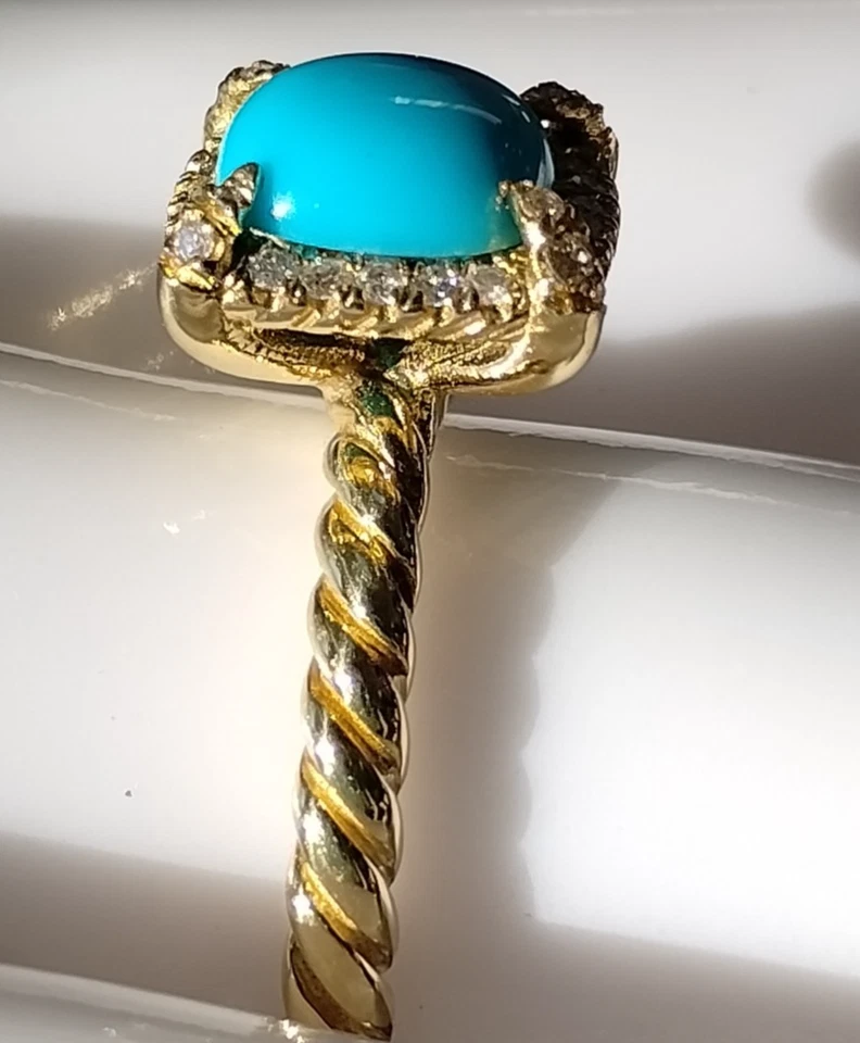 Anillo David Yurman Chatelaine Pavé Bisel en Oro Amarillo 18K con Turquesa Foto 2 de 4