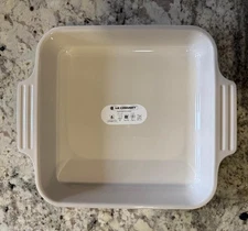 Le Creuset 23 cm (~ 9") Square Baking Dish Pistachio New