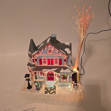 Avon Holiday Splendor Lighted Lighted Firbe Optic House Christmas Village 