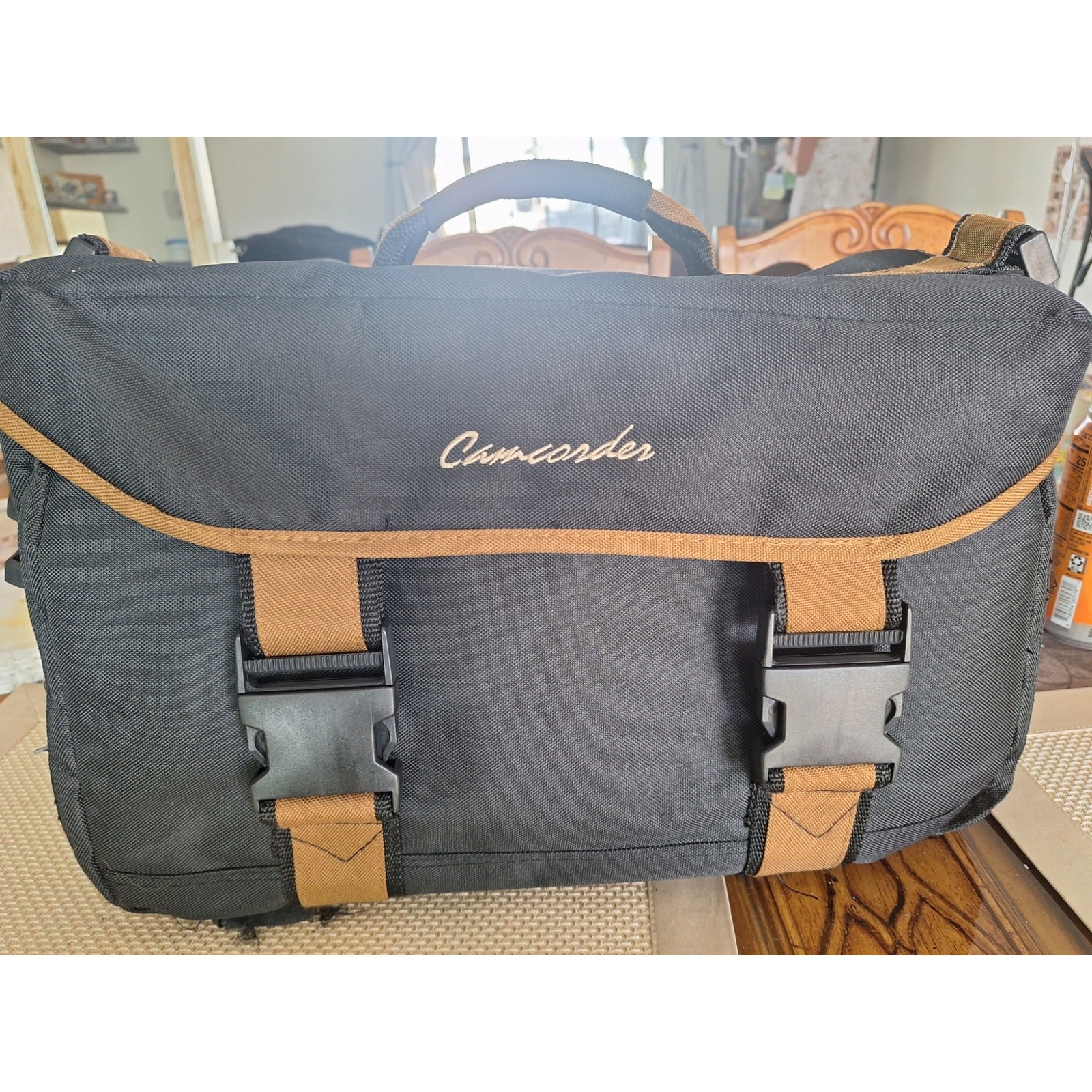 Carry Case Black/tan Canvas- Excellent Vintage Condition! 17"x10.5"