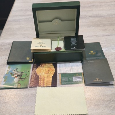 Rolex Oyster Perpetual Genuine Datejust Watch Box Case Only 31.00.04