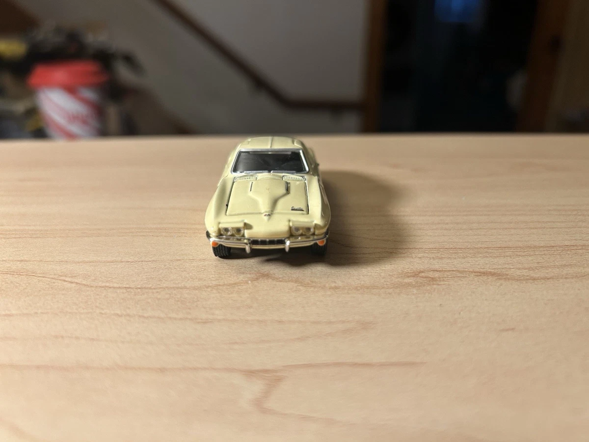 M2 Machines Chevrolet Corvette Contemporary Manufacture Diecast