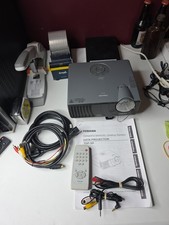 Toshiba TDP-S8U Projector CARRYING CASE, A/V CABLES REMOTE INCLUDED TESTED WORKS