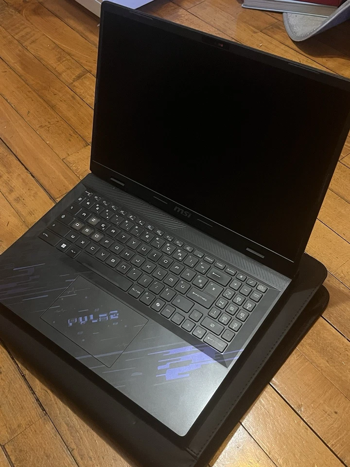 Pulse 16 AI C1VGKG - RTX 4070 - 32Go Ram - 1to SSD - Core Ultra 7 155H - AZERTY - Photo 3/4