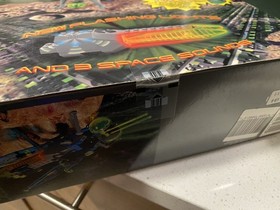 In OG Box LEGO 6909 Sonic Stinger Promo Mask Insectoids 1998 Space Set Retired