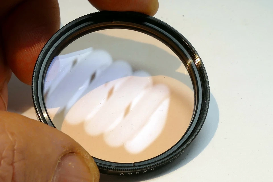 Kenko LBW4 49mm Filter  81D warming amber  - Image 4 of 4