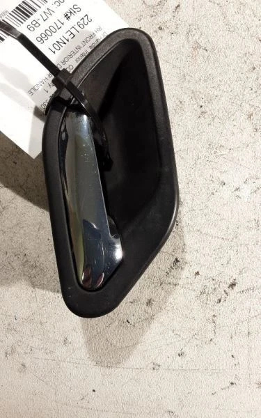 2002 BMW 530I RH FRONT INTERIOR DOOR HANDLE - Image 3 of 4