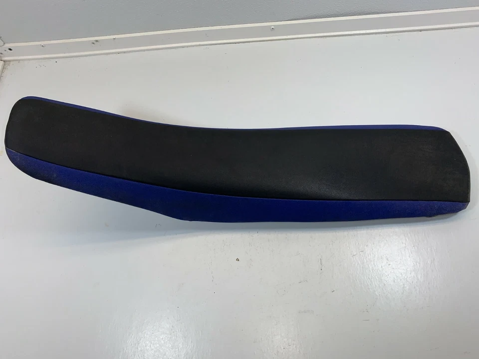 Yamaha YZ250F 2005 04-05 asiento completo base pan almohadilla gran cubierta de agarre Foto 4 de 4