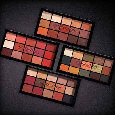 Makeup Revolution Reloaded Eyeshadow Palette ( CHOOSE YOUR PALETTE! )