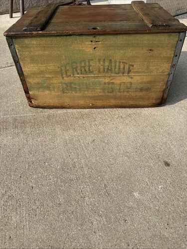Vintage Early Terre Haute Brewing Beer Bottle Wood Box Crate sign Indiana