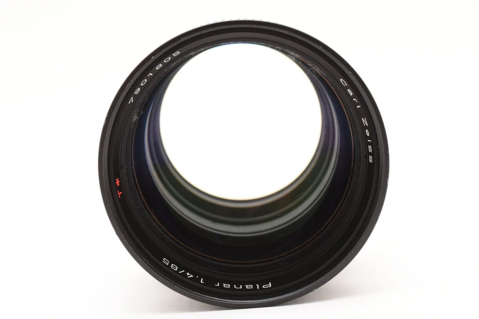 Contax Carl Zeiss Planar T* 85mm F/1.4 MMJ Lens CY Mount JAPAN #2523492 - Image 3 of 4