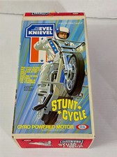 J-783 VINTAGE 1970'S IDEAL EVEL KNIEVEL STUNT CYCLE SET WITH ORIGINAL BOX