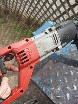 Milwaukee 5262-20 8 Amp Corded 1