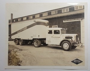 General Motors GMC Fruehauf Tractor Trailer Truck LG Stallkamp  Zeeland MI Photo