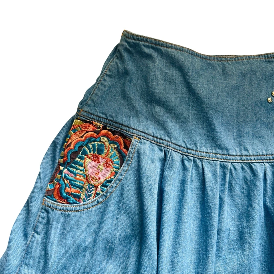 Tsumori Chisato Size 2 Denim Skirt Embroidered Boho Flare Japan Designer — 第 3/4 张图片