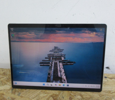 Microsoft Surface Pro 8 1983 13'' i7-1185G7 @ 3.0GHz 16GB RAM 256GB SSD WIN11P.
