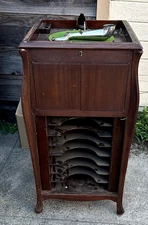 Victrola upright record player: parts only 