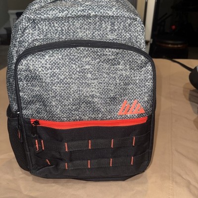 Summit Ridge Backpack Black/Red Style Side pockets
