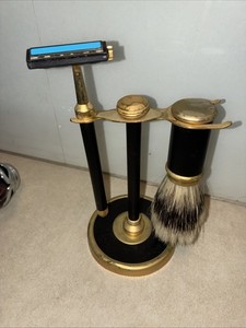 Vintage Shaving Set Made In Taiwan