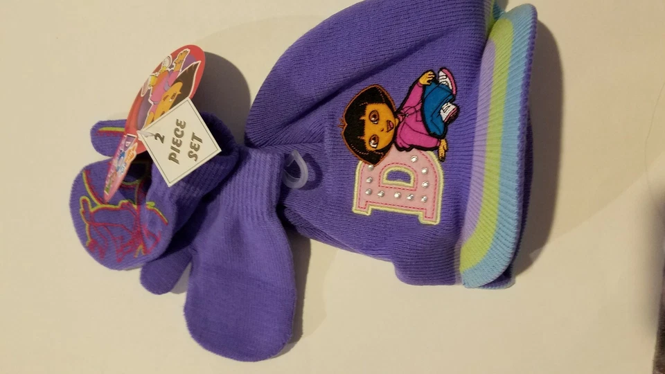 Conjunto de guantes gorro púrpura y rosa Nickelodeon Dora la Exploradora para niñas pequeñas Foto 3 de 4