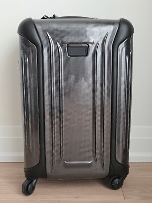 TUMI Vapor International 22