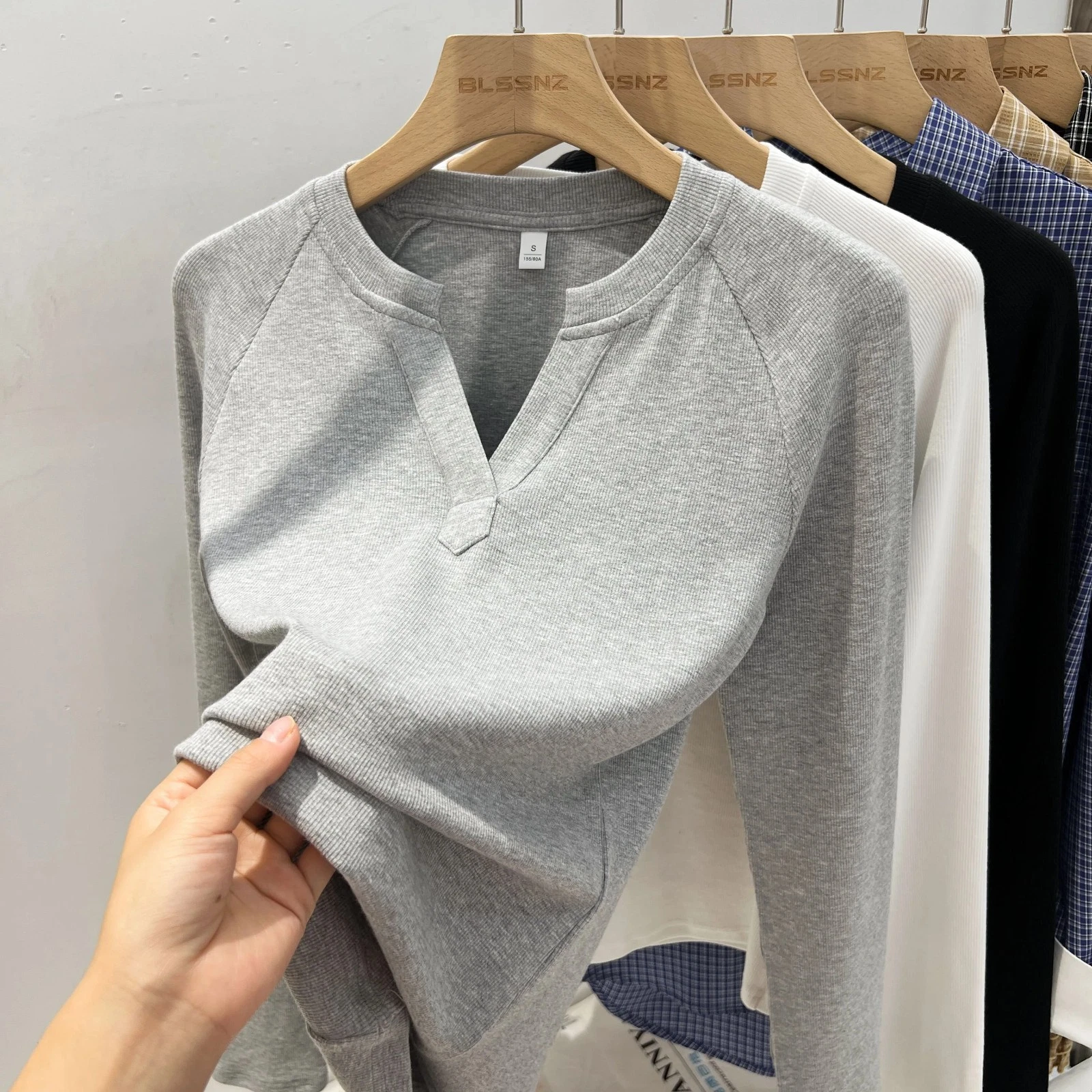 Women V Neck Long Sleeve T Shirt Slim Fit Casual Base Layer Top
Opens in a new window or tab