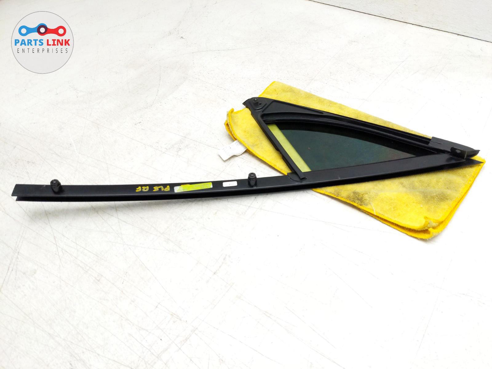 2016-20 BENTLEY BENTAYGA FRONT RIGHT GLASS DOOR VENT CORNER WINDOW TRIANGLE 636