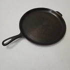 Wagner 11" CAST IRON Skillet Griddle Pizza Pan Restored & Seasoned Sits Flat