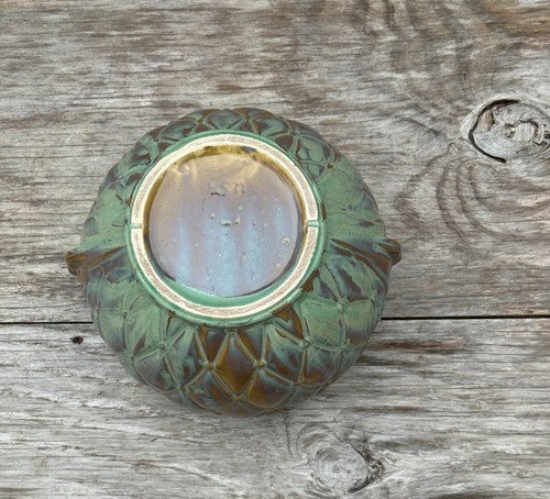 Vintage McCoy Pottery Diamond Quilted Jardiniere - Picture 14 of 14