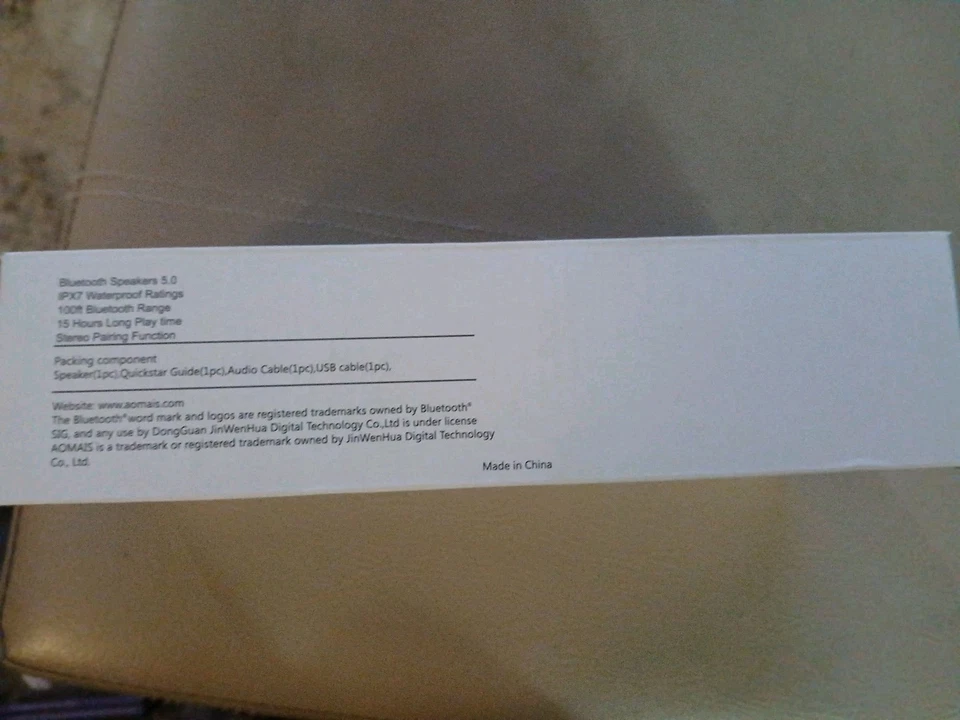 Altavoz portátil inalámbrico Bluetooth AOMAIS Sport II impermeable graves ricos nuevo Foto 2 de 4