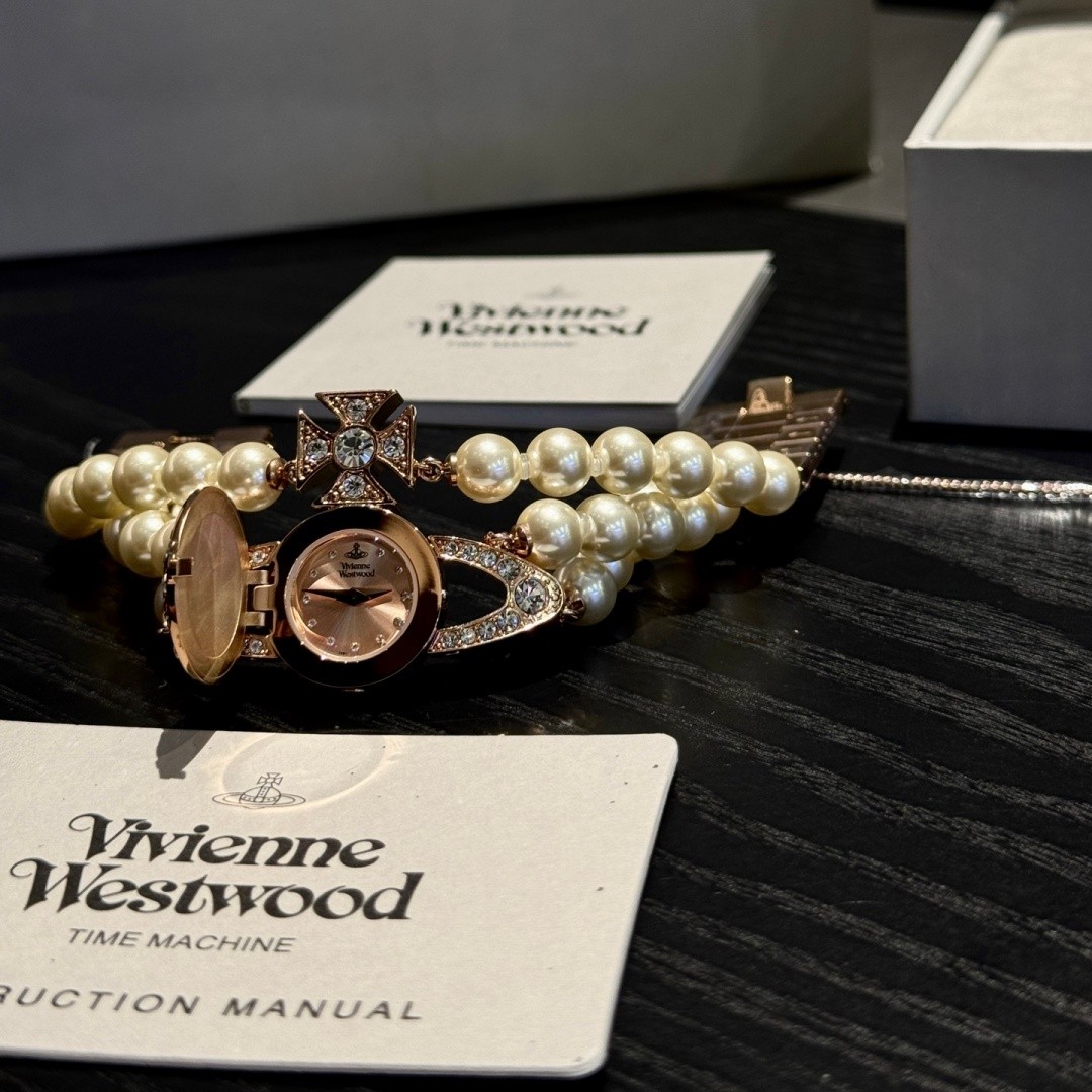 Vivienne Vintage Rose gold pearl bracelet Flip Women's Quartz