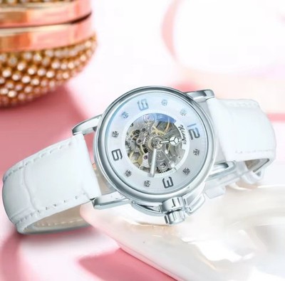 Damen Skelett Uhr Weißes Leder Automatikuhr Elegant & keine Batterie nötig