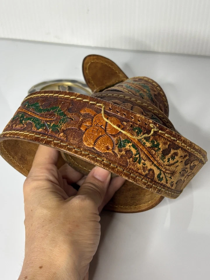 Cinturón de cuero bellota vintage pintado a mano años 70 águila hebilla de herradura 36 Foto 3 de 4