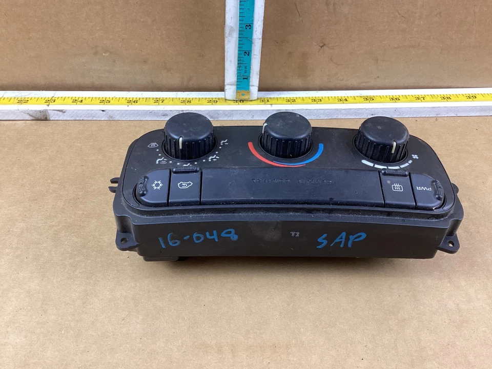 2001 - 2002 道奇 Caravan Hvac 空调温度气候控制单元 原始设备制造商 — 第 2/4 张图片