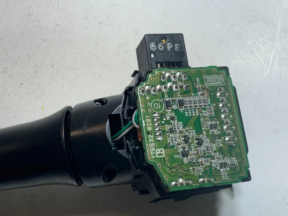 2010-2013 MITSUBISHI OUTLANDER HEADLIGHT TURN SIGNAL CONTROL SWITCH OEM - Image 4 of 4