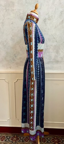 Vintage 1960's JEAN VARON Blue White Pink Abstract Psychedelic Maxi Dress 10 - Picture 7 of 13