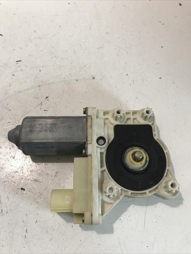 Bmw E65 Fensterhebermotor vorne rechts, 67628382, Original 740D, Baujahr 2004