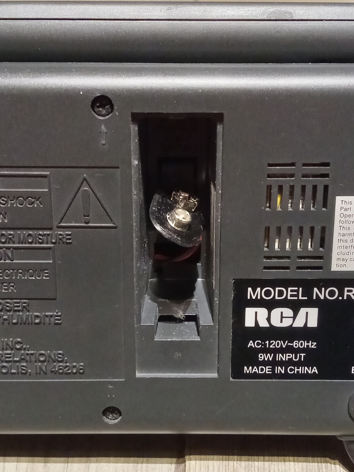 RCA RP3721C Digital AM/FM Dual Alarm Clock Radio TESTED