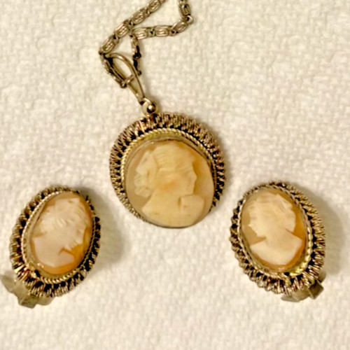 Vintage 800 Silver Victorian Cameo pendant & earrings