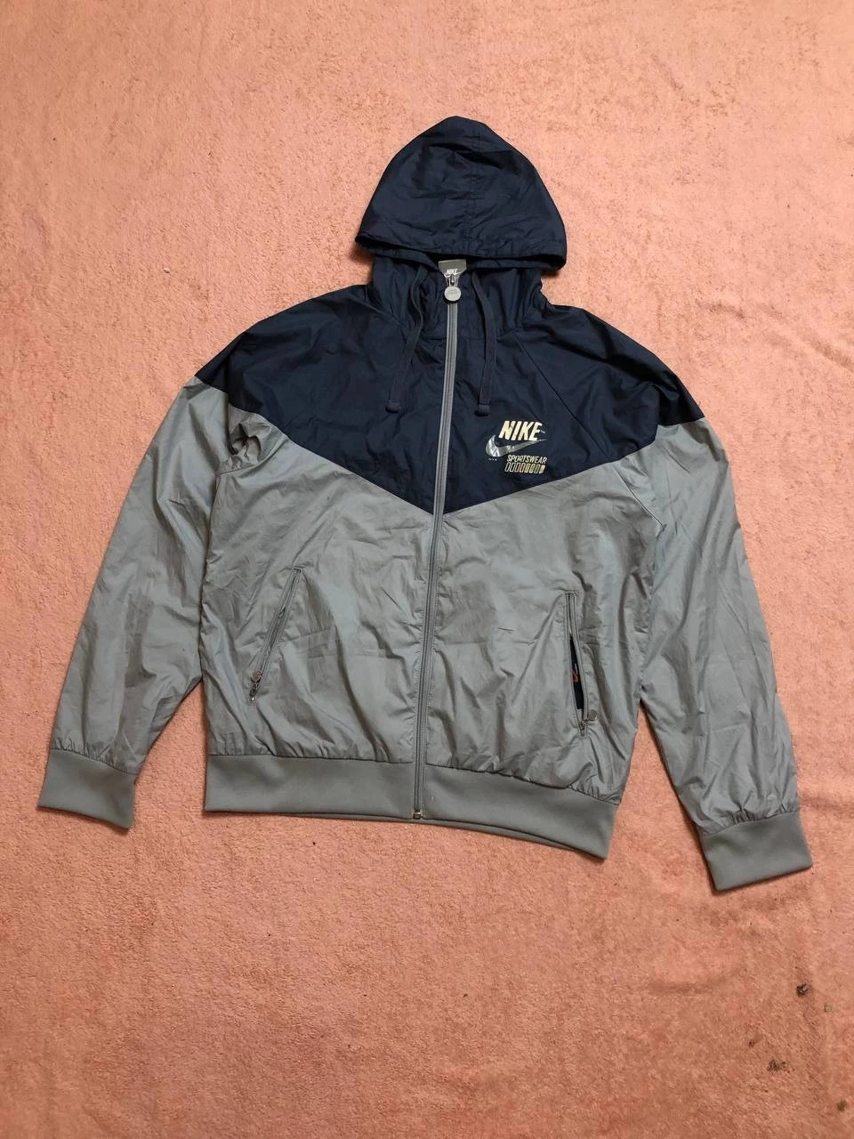 Vintage 1980s Nike Mens S Windbreaker Jacket Gray Tag Distressed Faded Crashed