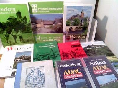 Konvolut: 8 diverse Bände und 2 ADAC Stadtpläne - Wandern / Wanderungen im Lahnt