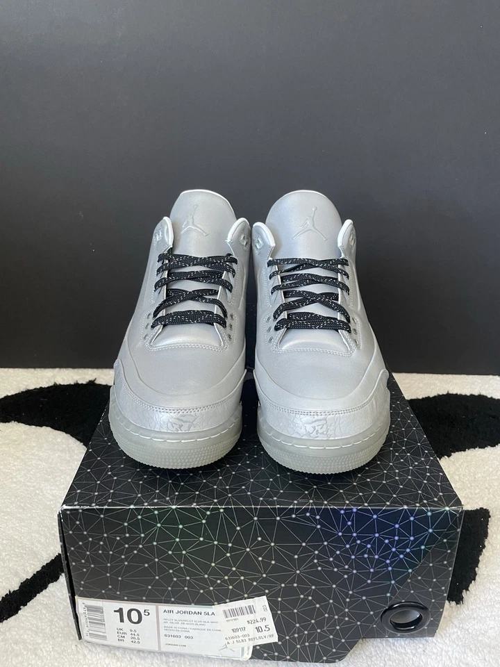 Size 10.5 - Air Jordan 3 5Lab3 Reflective Silver - Image 4 of 4
