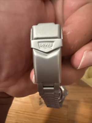 VTG New Levis Watch Womens 27mm Date Black Dial Steel Water Resist