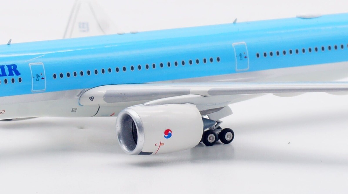 Aviation 1:400 KOREAN AIR Airbus A350-900 Diecast Aircraft