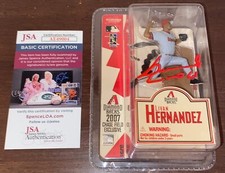 MCFARLANE'S TOY DIAMOND BACKS LIVAN HERNANDEZ FIGURINE SIGNED INSCRIBED JSA 2