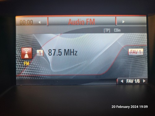 VAUXHALL INSIGNIA 2011 RADIO DVD800 NAVI BOX 22739813 - Picture 2 of 8