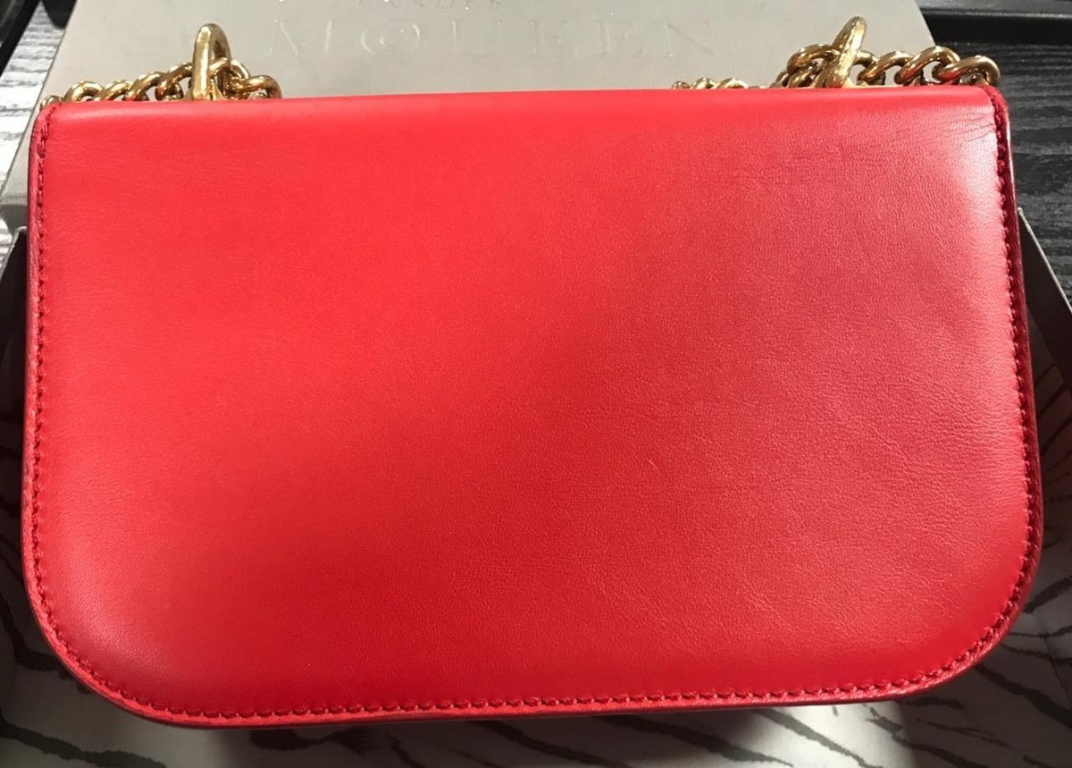 ALEXANDER McQUEEN AMQ LOGO RED LEATHER SHOULDER CHAIN BAG- USED