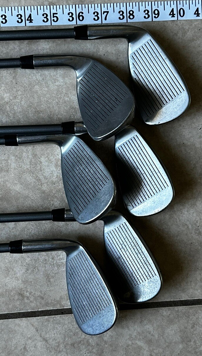 Adams Idea Iron Set 5-PW, Aldila Graphite shaft RH