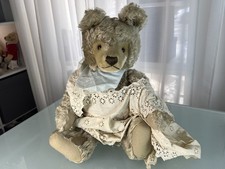 Ancien ours en peluche de